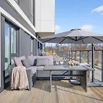 Bright & Cozy Apartment, Terrace, Free Parking Appartement Tallinn
