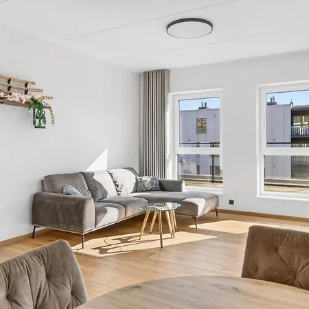 Lägenhet Bright & Cozy Apartment, Terrace, Free Parking *