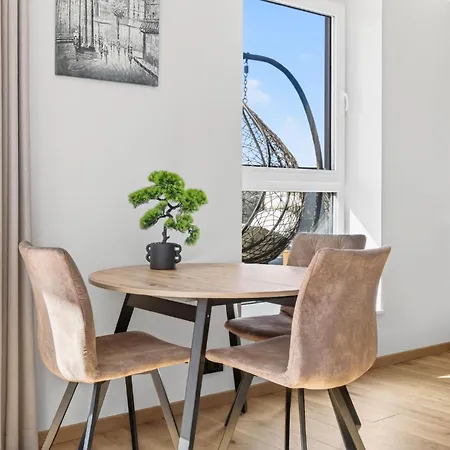 Bright & Cozy Apartment, Terrace, Free Parking * 塔林