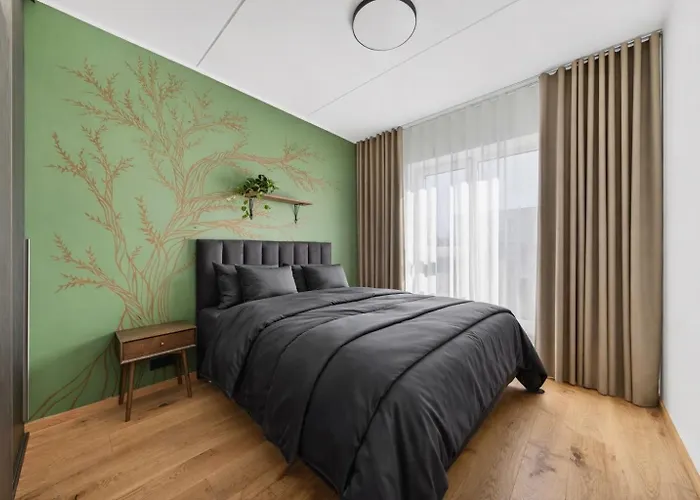 Bright & Cozy Apartment, Terrace, Free Parking Апартаменты