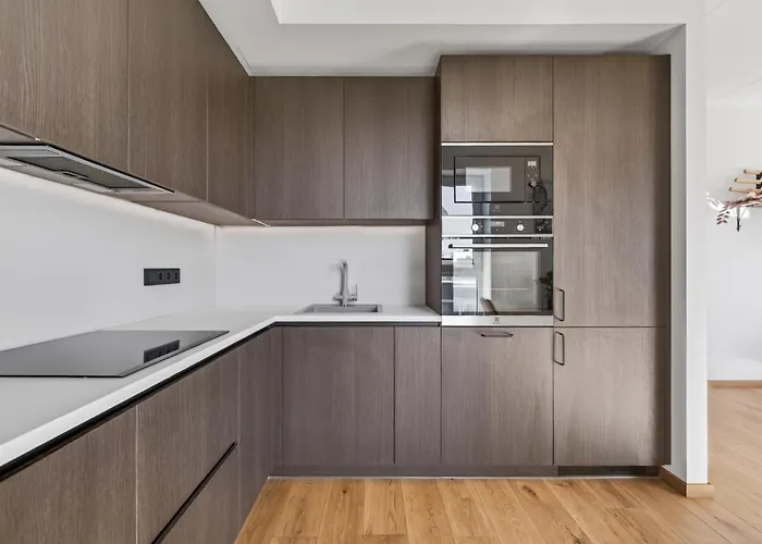 Апартаменты Bright & Cozy Apartment, Terrace, Free Parking Таллин